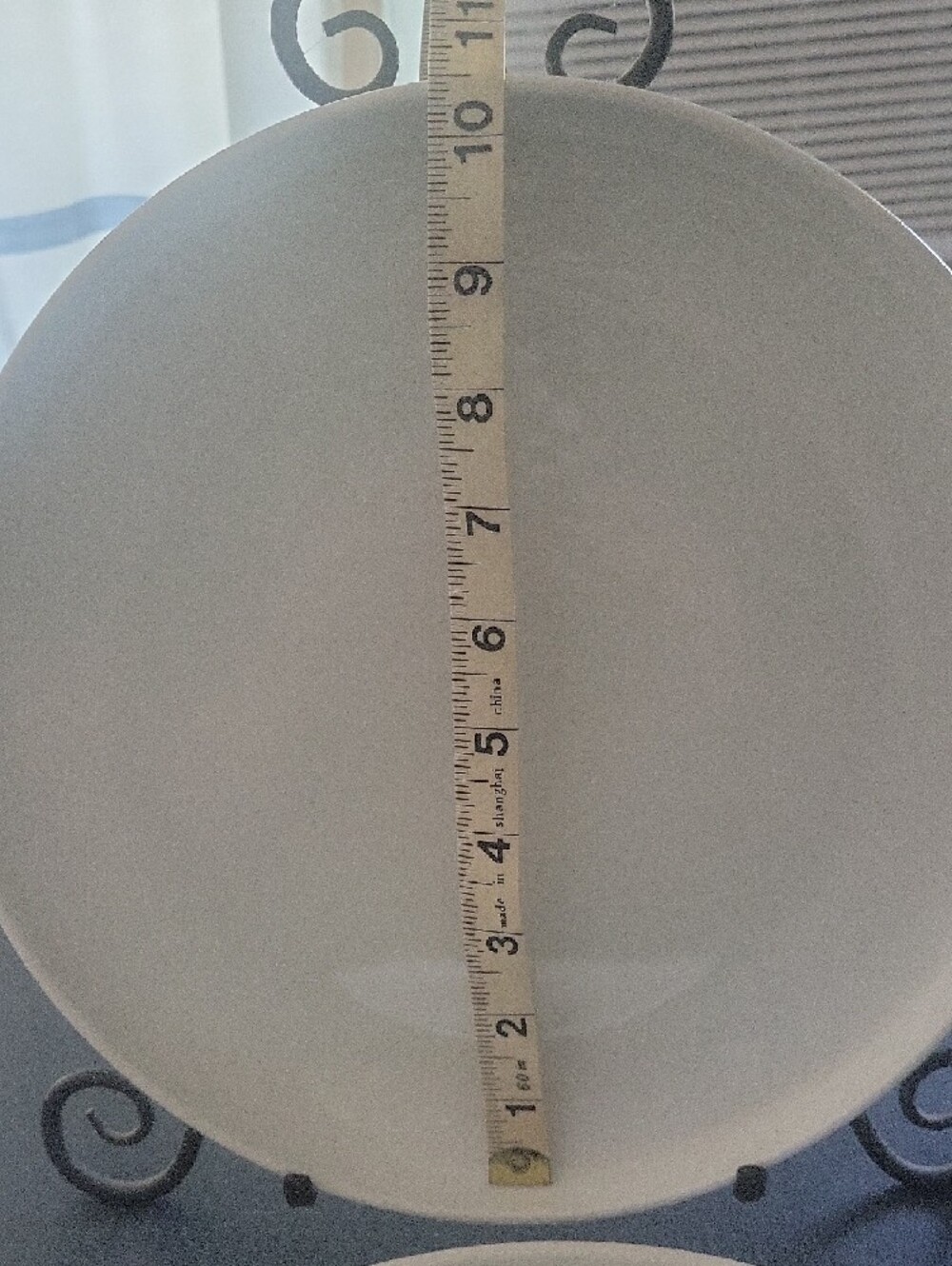 Crate & Barrel Plain White Ceramic Dinner Plate - Set of 4 - Picture 5 of 5